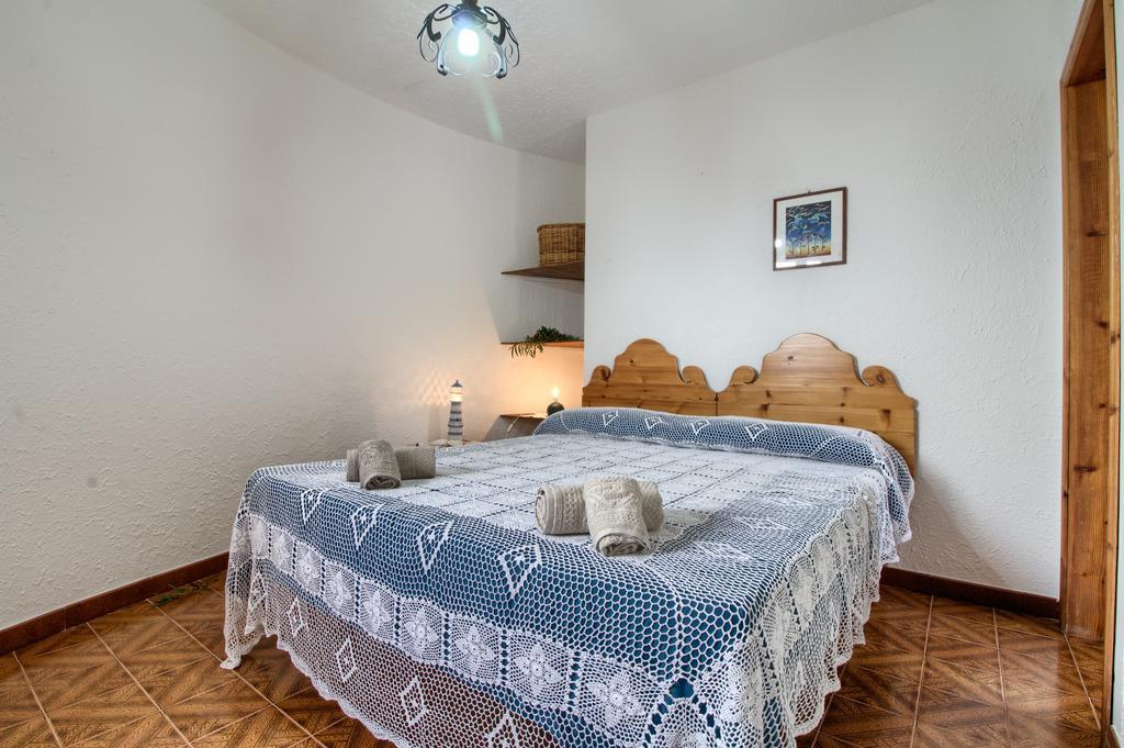 Scogliera Del Gabbiano Apartment *