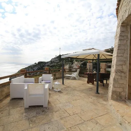 Ferienwohnung Scogliera Del Gabbiano Santa Maria di Leuca Zimmer foto