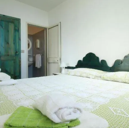 Ferienwohnung Scogliera Del Gabbiano Santa Maria di Leuca Exterior foto