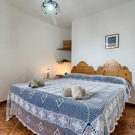 Ferienwohnung Scogliera Del Gabbiano Santa Maria di Leuca Exterior foto