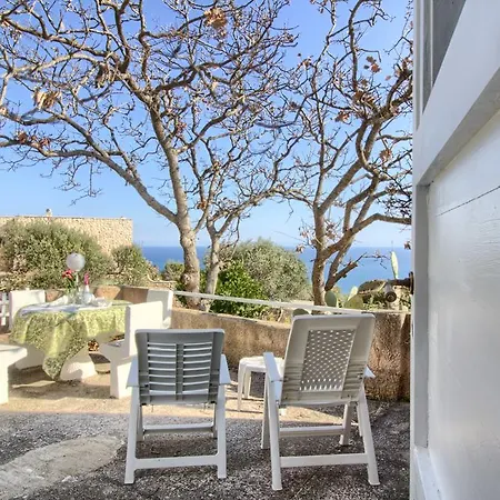 Ferienwohnung Scogliera Del Gabbiano Santa Maria di Leuca Exterior foto